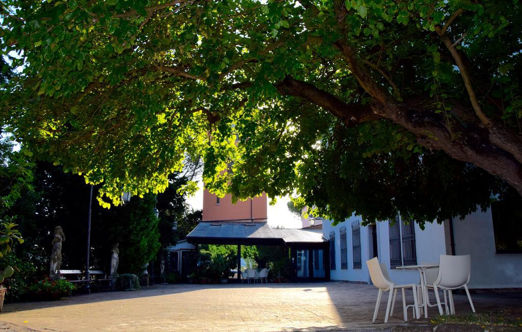 La Torre Hotel Moie Kültér fotó