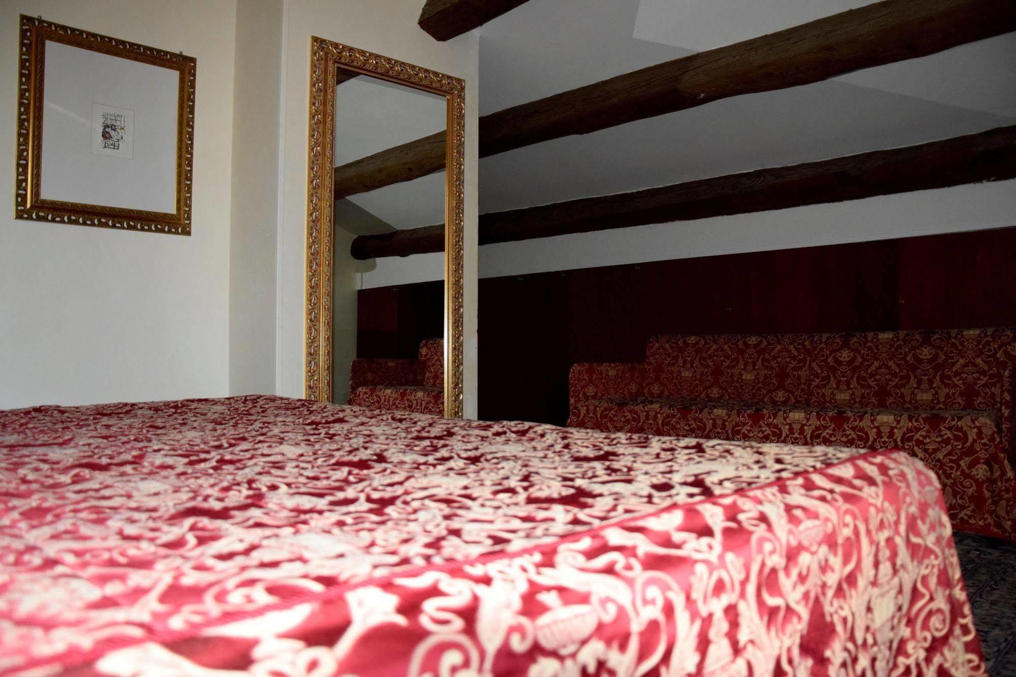 La Torre Hotel Moie Kültér fotó